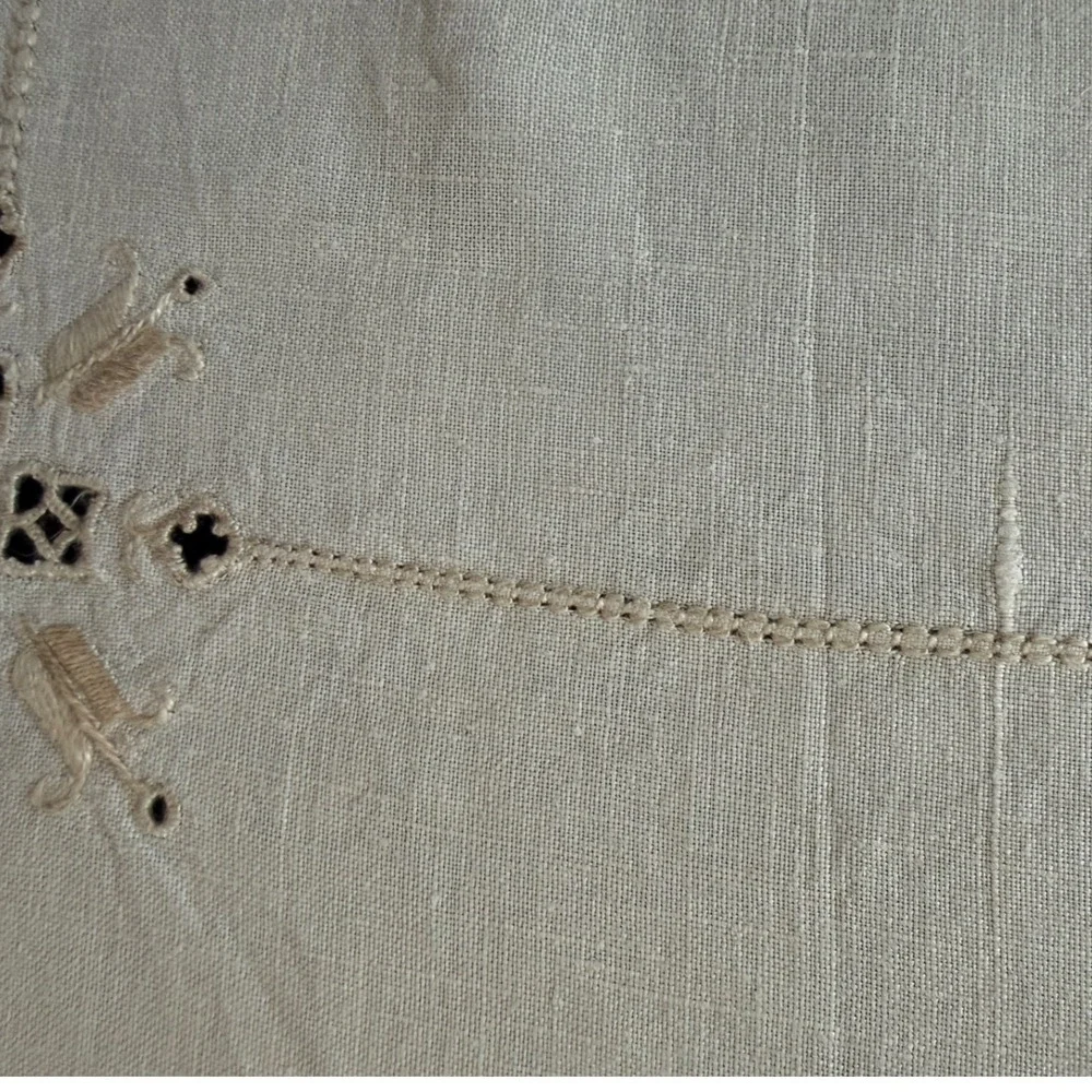 Vintage Hand Embroidered Linen Tablecloth Cream Off White Square 34x34 inch